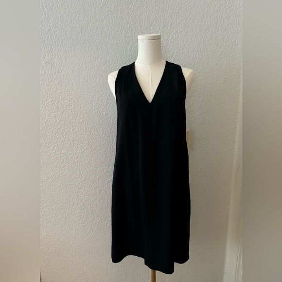 Little Black Banana Republic Dress - Picture 1 of 4
